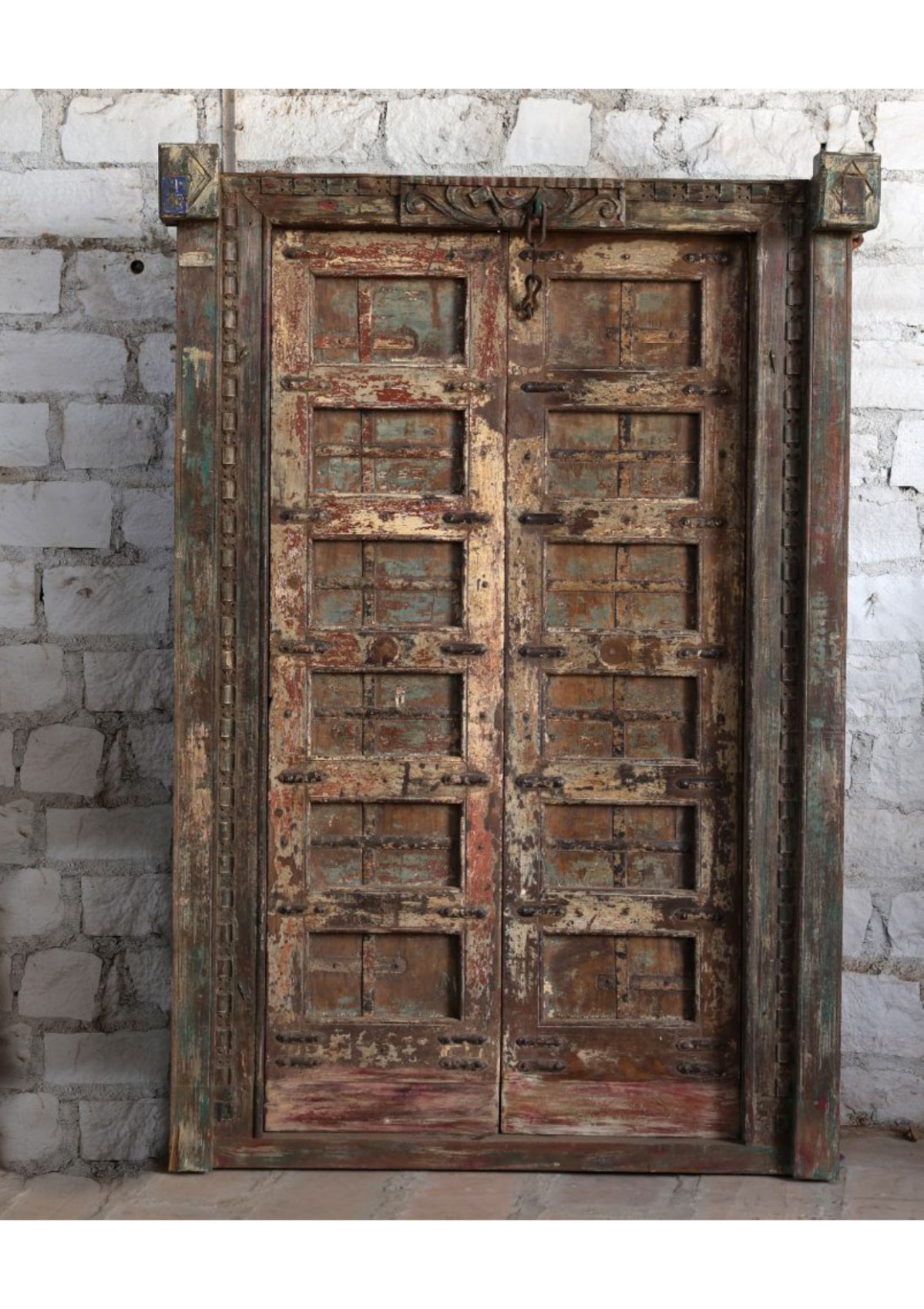 Antique Furniture – Classic Furniture For Elegant Interiors Antique Doors