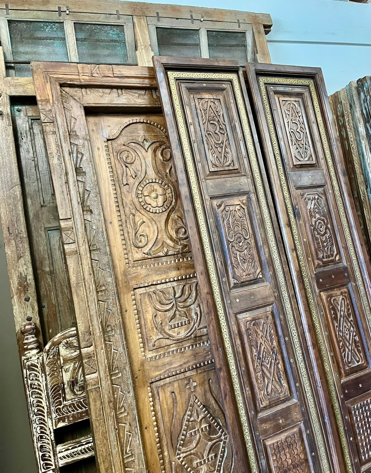 Transform Your Home with Repurposed Antique Doors: Instant Farmhouse Charm