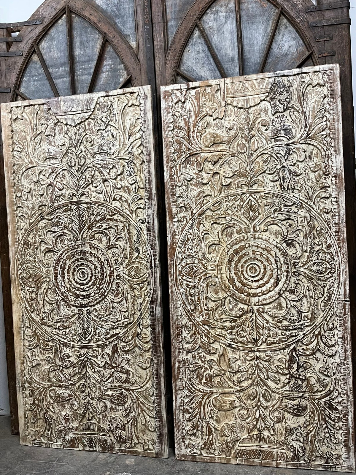 Antique Indian Luxury Furniture – Embrace Timeless Elegance