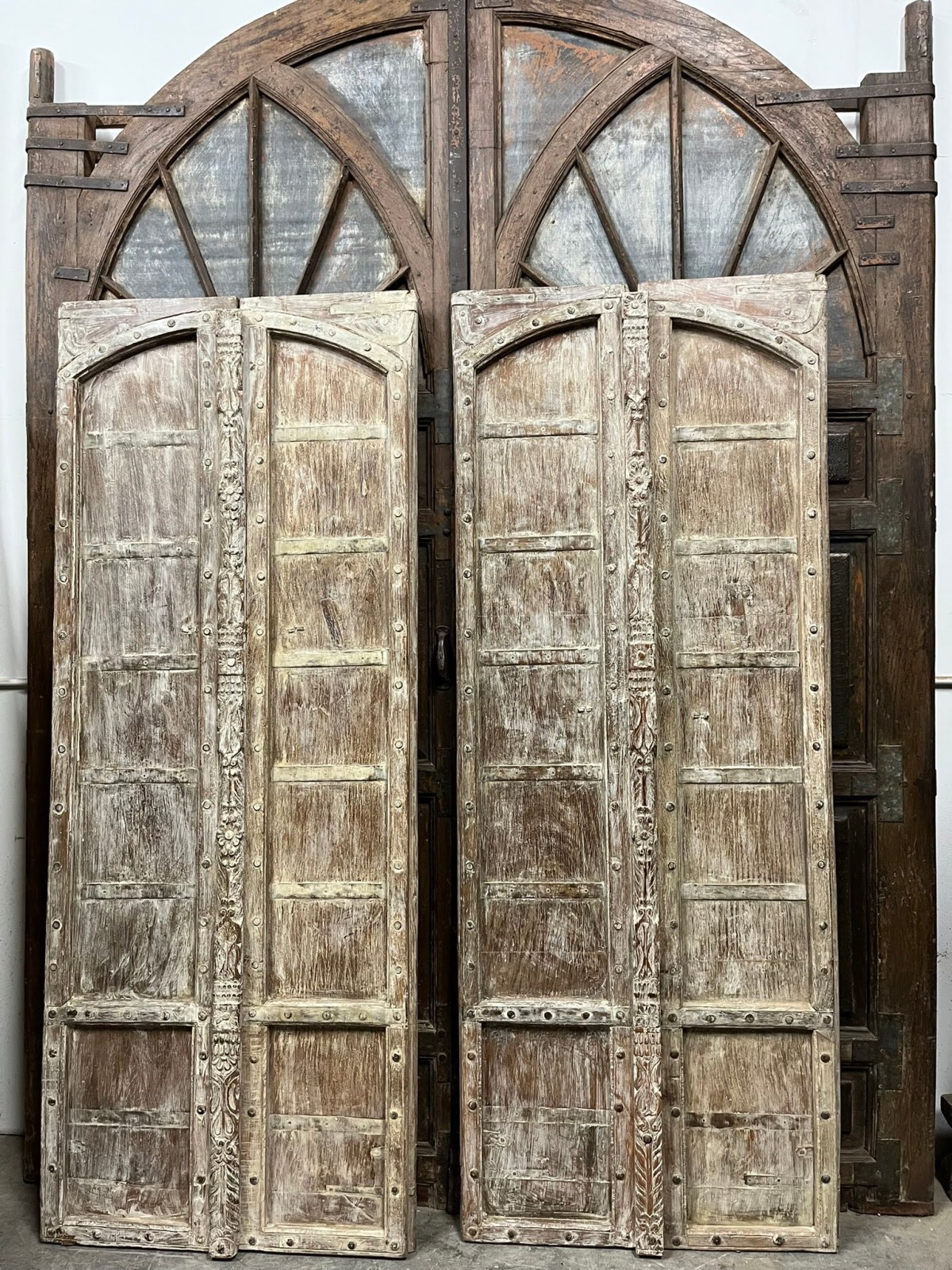 Welcome in Style with Handcrafted Double Carved Entrance Doors